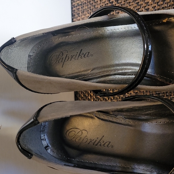 Shoes - Picture 5 of 5